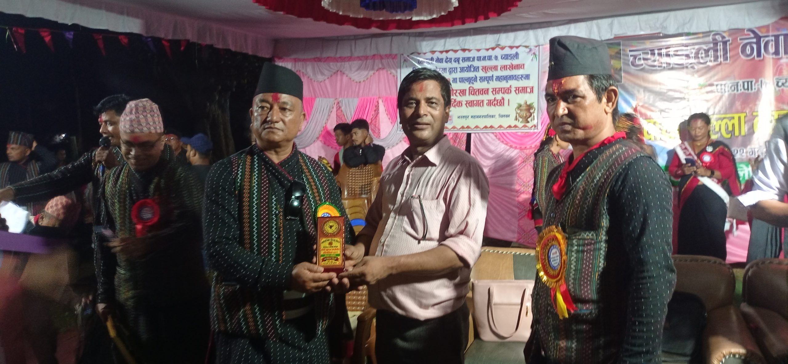 लाखेनाच प्रतियोगितामा डुम्रे नेवा: पुच डुम्रे प्रथम
