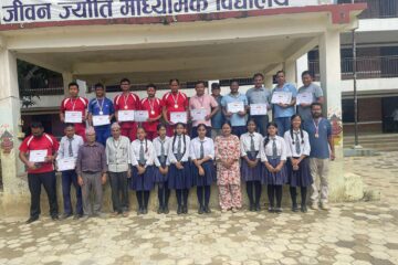 पालुङ्टार नगरपालिका वडा नम्बर ७ को वडा अध्यक्ष कप शिक्षक भलिबल प्रतियोगिताको उपाधि धर्मोदय मा.वि.लाई