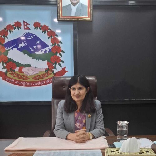 संघीय निजामती सेवा ऐन मुख्य प्राथमिकतामा: मन्त्री न्यौपाने 