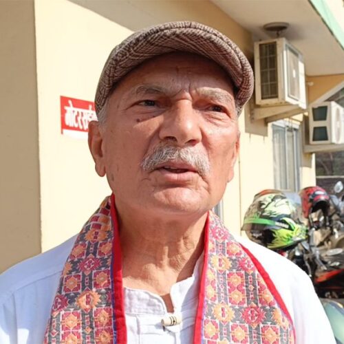 भट्टराईको गुनासो: ‘रविलाई पत्रिका पनि पढ्न दिँदैनन्, सूचना पाउने अधिकार खोसिएको छ’