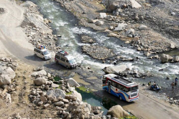 बीपी राजमार्गको पुनर्निर्माण प्रक्रिया: चाडपर्वको चापमा तयारी